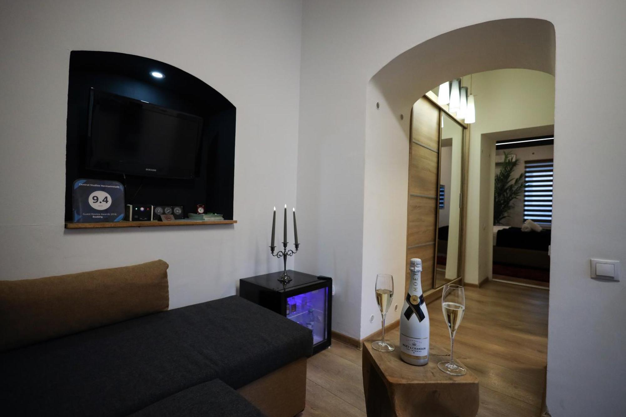 Demiani House Appartement Sibiu Buitenkant foto